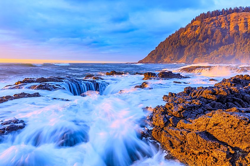 A view of Thor's Well in Cape Perpetua